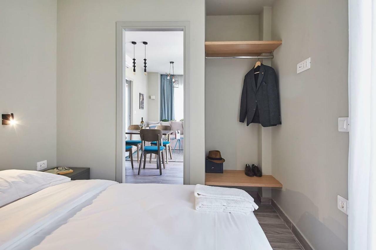 Spacious Suite W. Huge Balcony + Acropolis View Athens Ngoại thất bức ảnh